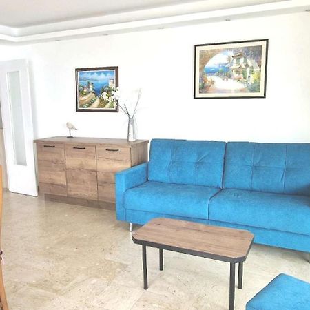 Appartement Bord De Mer Avec Garage Menton Exterior foto