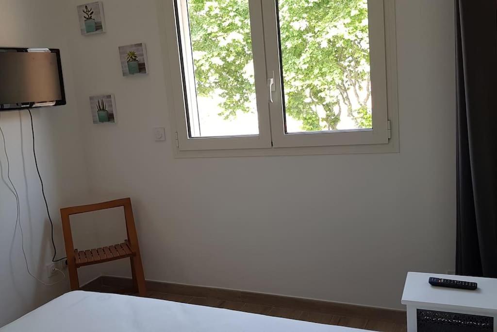Appartement Bord De Mer Avec Garage Menton Exterior foto